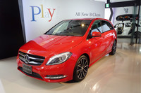 「B180ブルーエフィシェンシー スポーツ ナイトパッケージ」