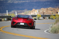 新型「NSX」は、2016年春の北米での発売を皮切りに、日本を含む各市場に順次導入される予定だ。