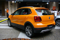 新型「VWクロスポロ」、販売開始の画像