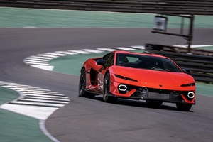 かつてないスピードを秘めた新世代のスーパースポーツ。「ランボルギーニ・テメラリオ」を試す。