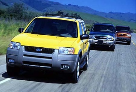 �t�H�[�h�E�G�X�P�[�v 3���b�^�[V6(4AT)�}�c�_�̐VSUV�A�g���r���[�g�̒Z�]�͂��łɌf�ڂ������A���̃g���r...