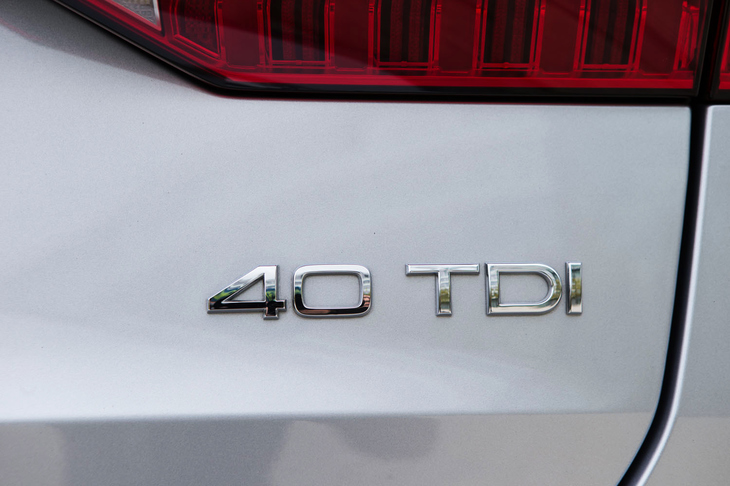 「A6」には出力の異なる2種類の2リッター直4ディーゼルターボエンジンが用意されており、「40 TDI」には最高出力204PSの高出力仕様が搭載される。