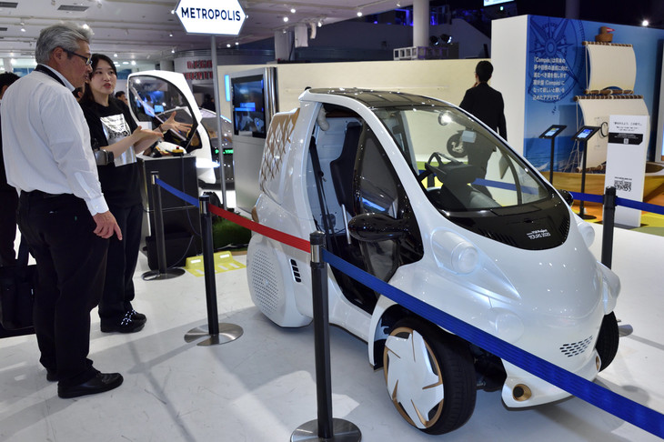 VR体験用の「トヨタ・コムス」。