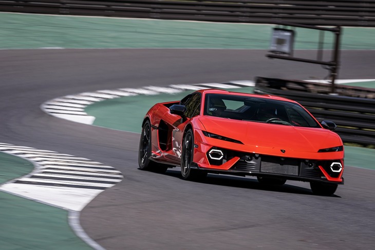 ランボルギーニ・テメラリオ（4WD/8AT）【試乗記】