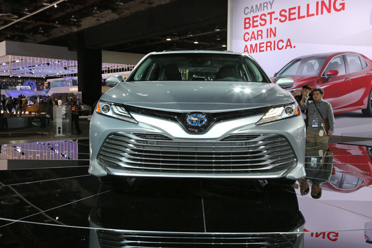 トヨタ・カムリXLE