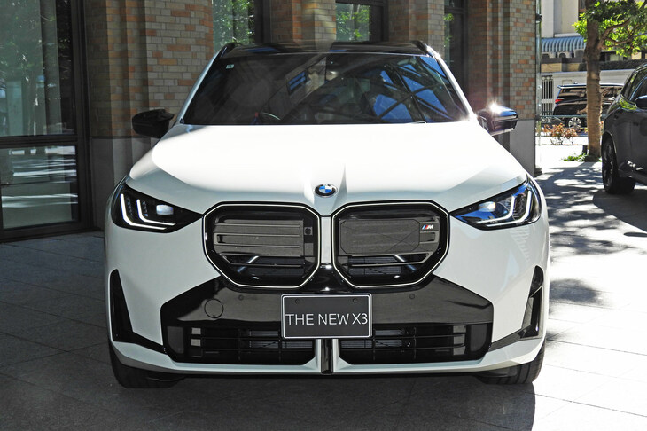 BMW X3 M50 xDrive（フロント）