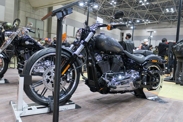 ハーレーダビッドソン・ブレイクアウト117