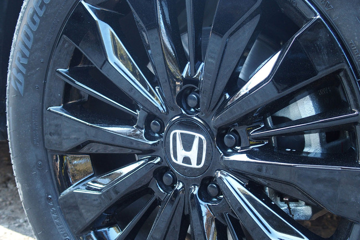 ホンダWR-V Zブラックスタイル（ホイール）