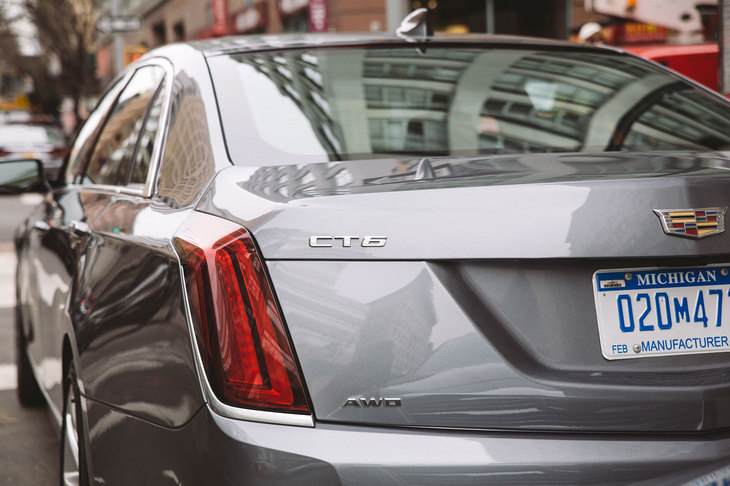 スーパークルーズは北米の中央分離帯付きハイウェイ上でのハンズフリー走行を可能にしたシステム。網羅する距離は約13万マイルに上る。