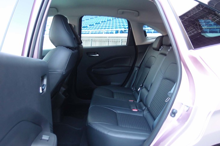 日産ノート（リアシート）