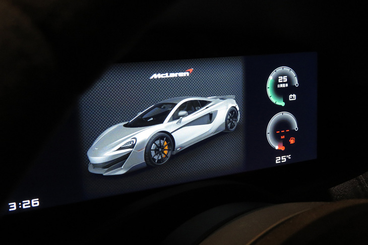 マクラーレン600LT（メーターパネル）