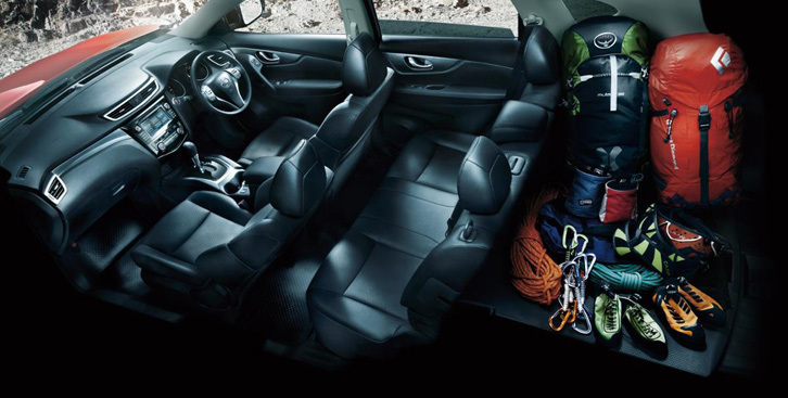 ワゴン型のボディー形状がもたらすラゲッジルームの広さや利便性もSUVの魅力といえる。