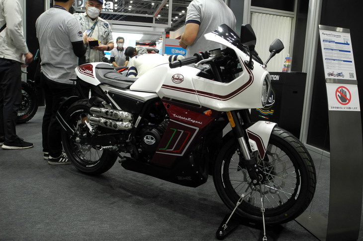 F.Bモンディアル・スポーツクラシック300トリビュートパガーニ