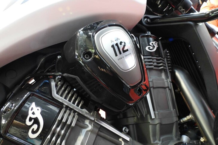 インディアン・チーフテン パワープラス ダークホース