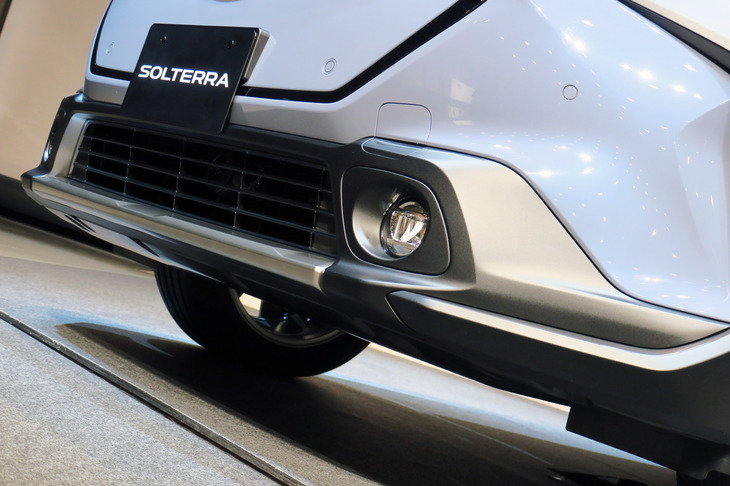 スバル・ソルテラ（フロントバンパー）