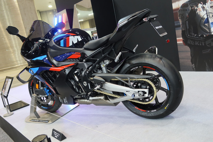BMW M1000RR