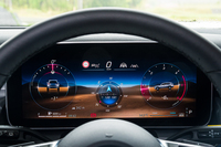 ドライブモードで「オフロード」を選ぶとメーター表示もそれに合わせて切り替わる。任意に普通の表示にも戻せる。