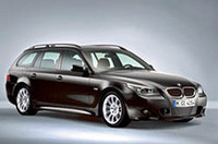 「BMW 5シリーズ」に、お馴染みのパッケージの画像
