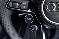 アウディR8 V10クーペ 5.2 FSIクワトロ（前編）の画像