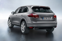 「ポルシェ・カイエン」に豪華仕様の特別仕様車の画像