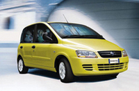 ブサイクがフツー顔に――新「フィアット・ムルティプラ」発売の画像