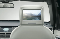 リアシートエンターテインメントシステムのモニター画面。