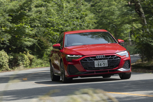 A3スポーツバックSライン  ダイナミックリミテッド  純正 アウディ、「A3 スポーツバック/セダン」の限定車「S line dynamic