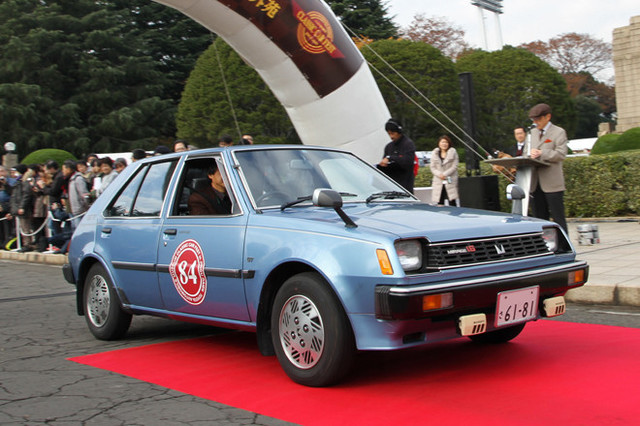 トヨタ博物館 クラシックカーフェスタ in 神宮外苑」 ビジュアル25枚