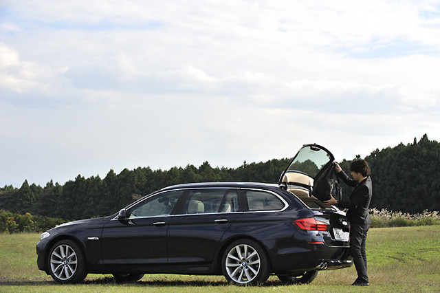  ５シリーズ F11 523i ツーリング　 BMW F11 5 Series Touring 523i Aut Specs, Performance, Comparisons