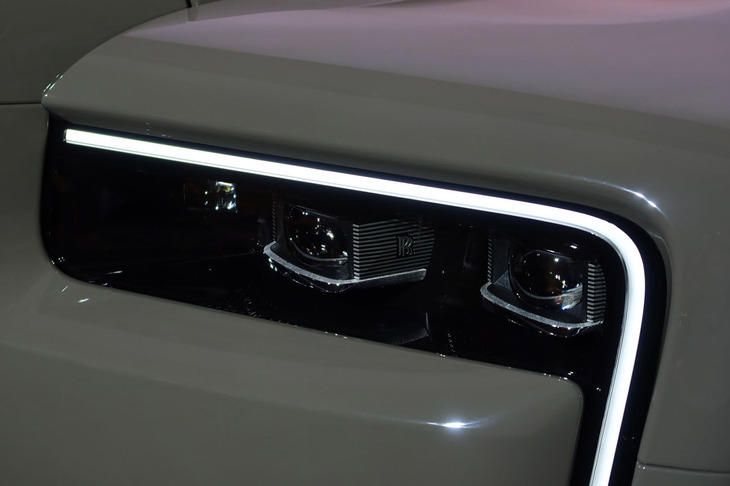 ロールス・ロイス・カリナン シリーズII（ヘッドランプ）