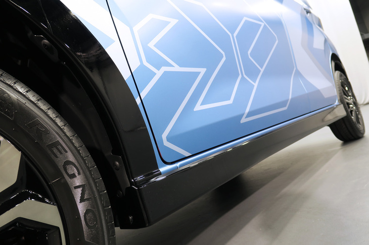 三菱K-EVコンセプトXスタイル（「X」ロゴ）