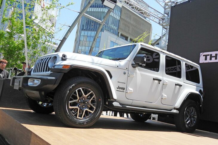 ジープ・ラングラー アンリミテッド サハラ（エクステリア）