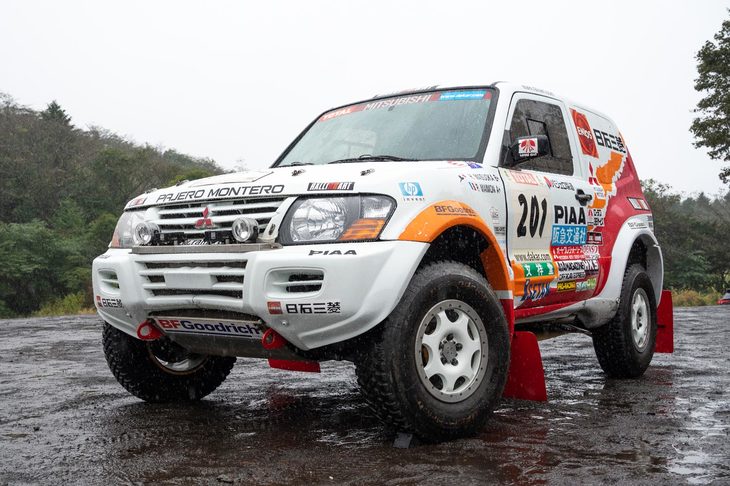 三菱パジェロ 2002ダカールラリー優勝車（写真：向後一宏）