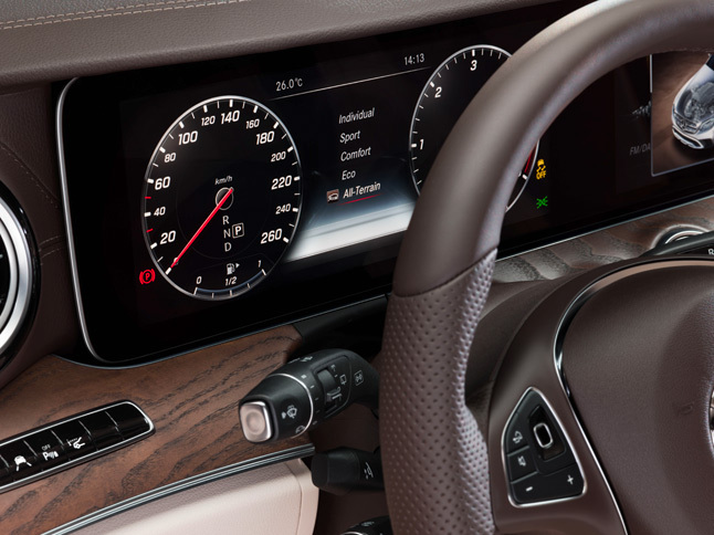 メルセデス・ベンツEクラス オールテレイン（インテリア）