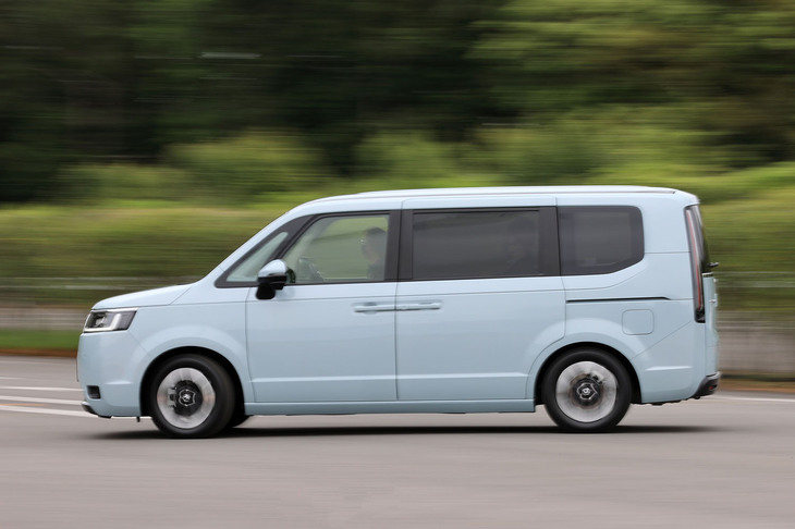 ホンダ・ステップワゴンe：HEVエアー