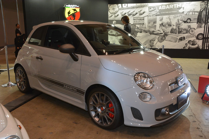 アバルト595コンペティツィオーネ