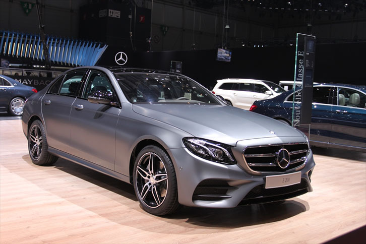 メルセデス・ベンツE200