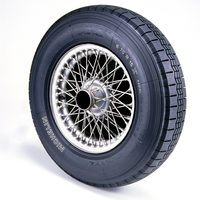 1948年に登場した「ミシュランX」。世界で初めて大々的に発売されたスチールラジアルタイヤである。