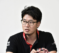 今回話を伺った、GAZOO Racing Company GRマーケティング部の保田佳孝さん。GRブランドについては、シリーズとして展開することに意味があると語る。
