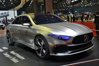 数少ないセダンのワールドプレミアとなった「メルセデス・ベンツ コンセプトAセダン」。