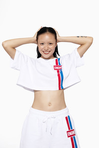 「コレクション」と題して、スポーツ＆カジュアルウエアもラインナップしている。