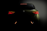 「スズキS-Cross」のリアビューが見えた！【パリサロン2012】