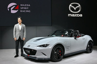 マツダが「ロードスター」の限定モデル「12R」を発表【東京オートサロン2025】
