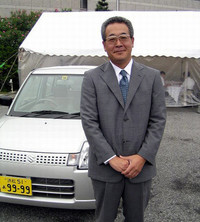 6代目アルトのチーフエンジニア、綾部和彦さん。