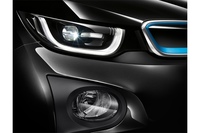 「i3セレブレーション エディション カーボナイト」（LEDヘッドランプ）