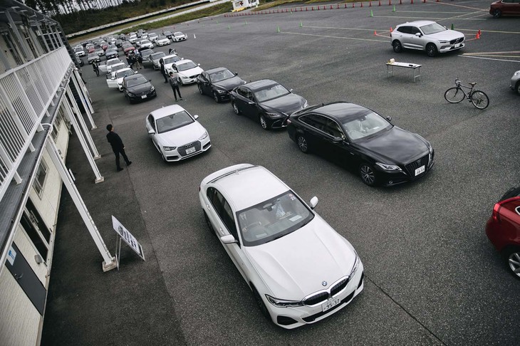 ずらりと並んだ競合車。参加者全員が全車種に試乗し、それぞれの長所と短所を理解することが重要だ。