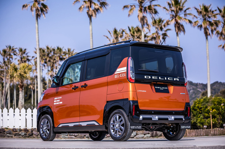 デリカミニTプレミアム（ディーラーオプションの「アクティブトーンスタイル」装着車）