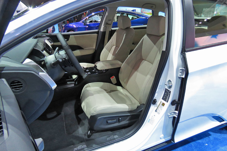 ホンダ・クラリティ プラグインハイブリッド