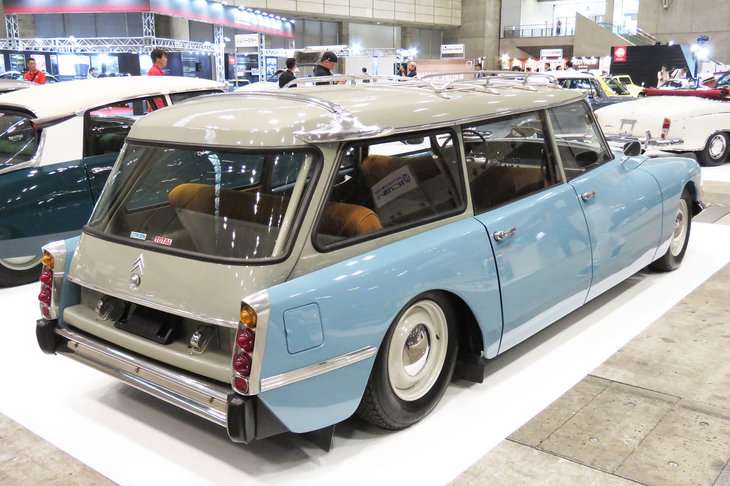 シトロエンID19ファミリアーレ（1968年）／アウトニーズ