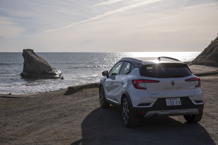 「キャプチャー」のWLTCモード燃費値は17.0km/リッター。今回の試乗では277.7kmを走り、満タン法で15.8km/リッターを記録した。